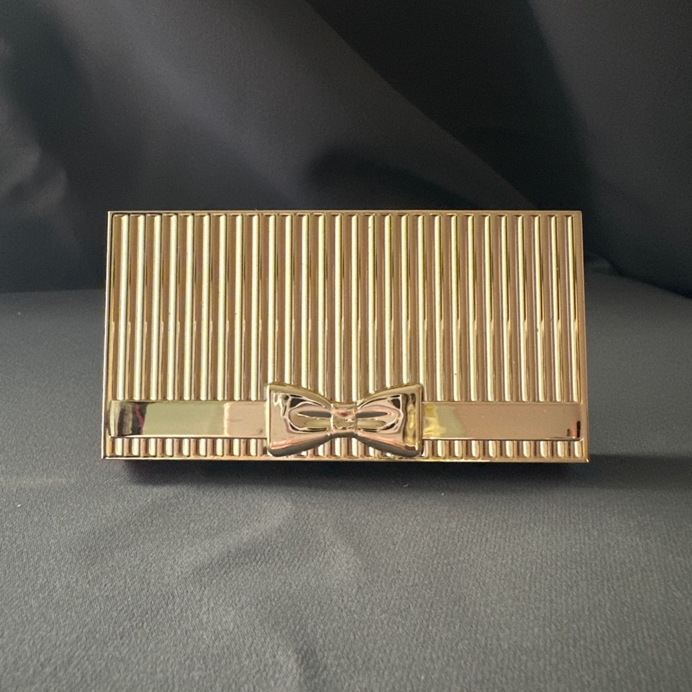 ESTÉE LAUDER Pure Color Envy Eyeshadow Palette - Nudes - Picture 2 of 3